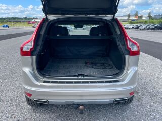 Volvo XC60 Classic Summum AWD 2.4 D4 140kW