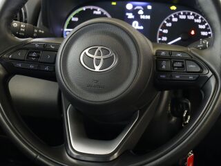 Toyota Yaris Active 68кВ