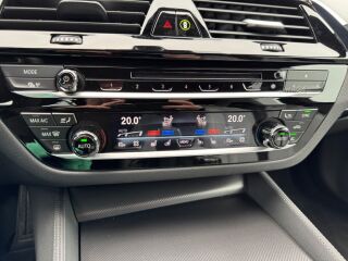 BMW M5 4.4 441кВ
