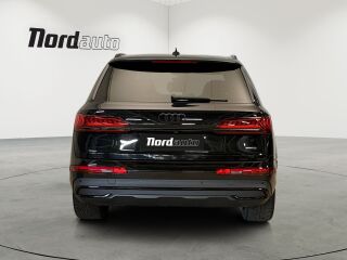 Audi Q7 Quattro S line 3.0 250кВ