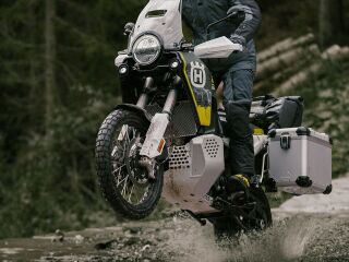 Husqvarna Norden 901 Expedition R2 2 silindrit 4 takti 77kW