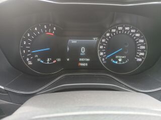 Ford Mondeo Titanium 2.0 R4 110kW