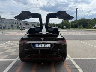 Tesla Model X 100D 158kW