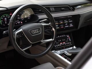 Audi e-tron 55 Sportback 300kw 158kW