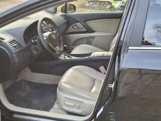 Toyota Avensis 2.2 110кВ