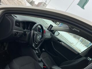 Volkswagen Jetta 2.0 R4 TDI 81kW