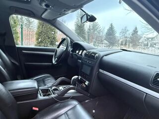 Porsche Cayenne 3.2 184кВ