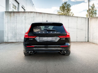 Volvo V60 D4 AWD R-Design 2.0 140kW