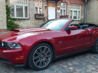 Ford Mustang GT 4.6 V8 24v SOHC 235kW