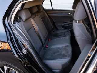 Volkswagen Golf Style 2.0 110kW
