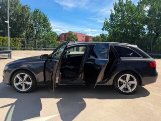 Audi A4 Avant Ambiente quattro 2.0 R4 TDI 125kW