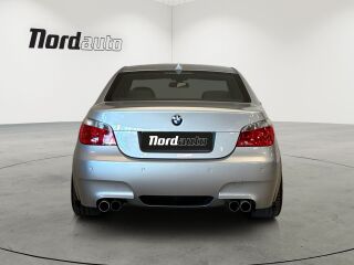 BMW M5 V10 5.0 373kW