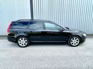Volvo V70 Black Edition 2.4 D5 158кВ