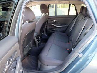 BMW 320 Touring Advantage xDrive 2.0 140kW