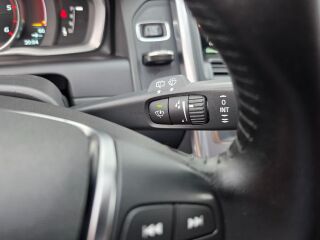Volvo XC60 Momentum Osmium Grey Metallic 2.0 D4 140кВ