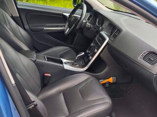 Volvo V60 Plug-in Hybrid AWD 2.4 D6 158kW