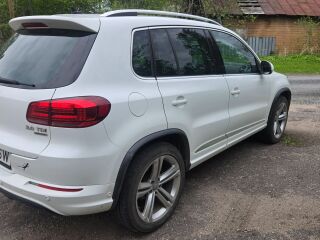 Volkswagen Tiguan R-line 4motion 2.0 130kW