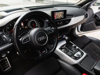 Audi A6 S-line 3.0 160kW