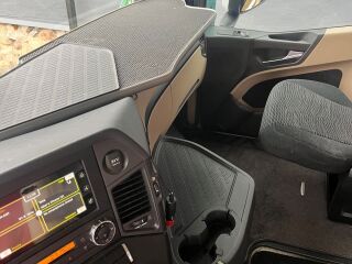 Mercedes-Benz Actros 1845 330kW