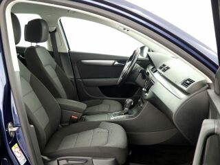 Volkswagen Passat Comfortline ATM 1.8 118kW