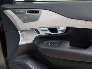 Volvo XC90 AWD ULTRA DARK 7 RECHARGE LUXURY FULL 2.0 T8 Recharge Long Range Plug-In-Hybrid MY25 335kW