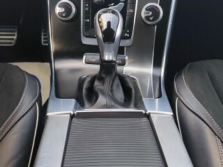 Volvo V60 R-Design Twin Engine 2.4 D5 120kW