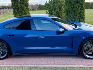 Porsche Taycan 4S 420кВ