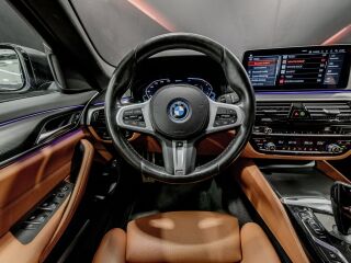 BMW 530 e M-Sportpakett Shadowline 2.0 215kW