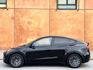 Tesla Model Y Long Range 4WD 378kW