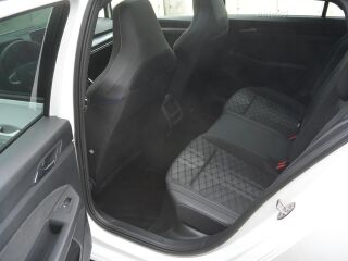 Volkswagen Golf R-Line 1.5 110kW