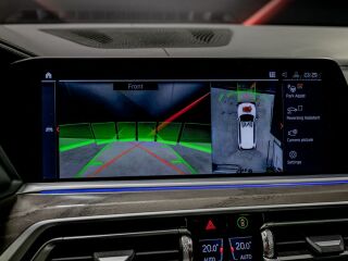 BMW X7 Individual-Sky lounge-M Paket 3.0 250kW