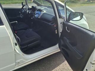 Honda Jazz 1.3 73кВ