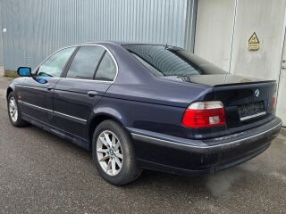 BMW 528 iA Exclusive 2.8 R6 142kW