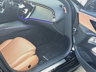 Mercedes-Benz E 300 e AMG 2.0 150kW