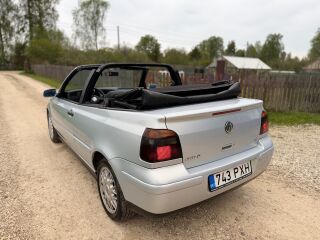 Volkswagen Golf 1.6 74kW