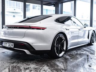 Porsche Taycan Turbo 500кВ