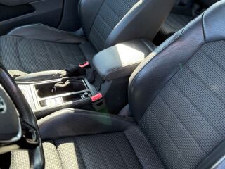 Volkswagen Golf 1.6 77kW