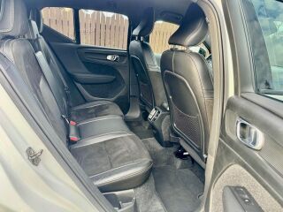 Volvo XC40 R Design 2.0 140kW