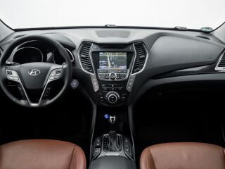 Hyundai Santa Fe Grand Premium 4WD 2.2 145kW