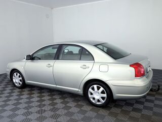 Toyota Avensis Linea Sol ATM 2.0 108kW