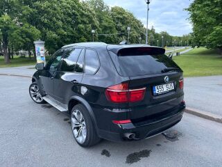 BMW X5 3.0 225кВ