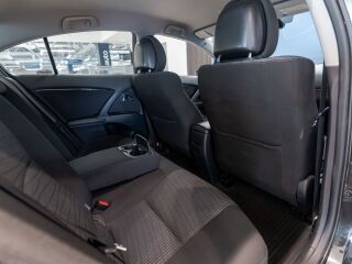Toyota Avensis Valvematic Linea Sol 1.8 108кВ