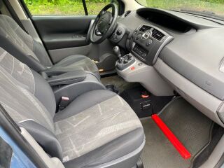 Renault Grand Scenic 2.0 16V 98kW
