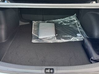 Toyota Corolla Active Plus + Comfort pakett 1.8 72kW