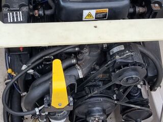 Regal 2150 LSC 5.0 V8 Volvo Penta 5.0 V8 193kW