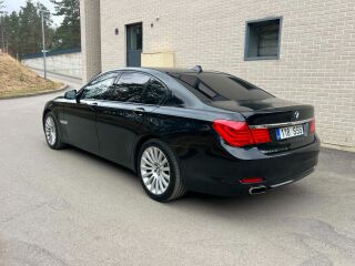 BMW 740 3.0 225кВ