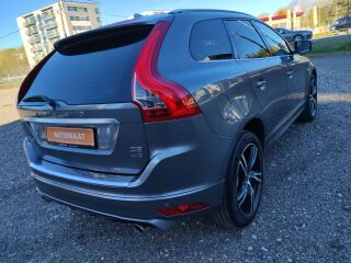 Volvo XC60 R-DESIGN AWD 2.4 D5 140kW