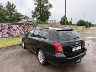 Toyota Avensis 2.0 93кВ