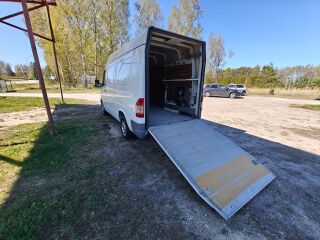 Mercedes-Benz Sprinter 2.1 60кВ