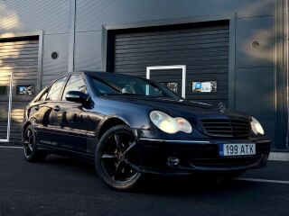Mercedes-Benz C 240 Avantgarde 4Matic 2.6 125kW